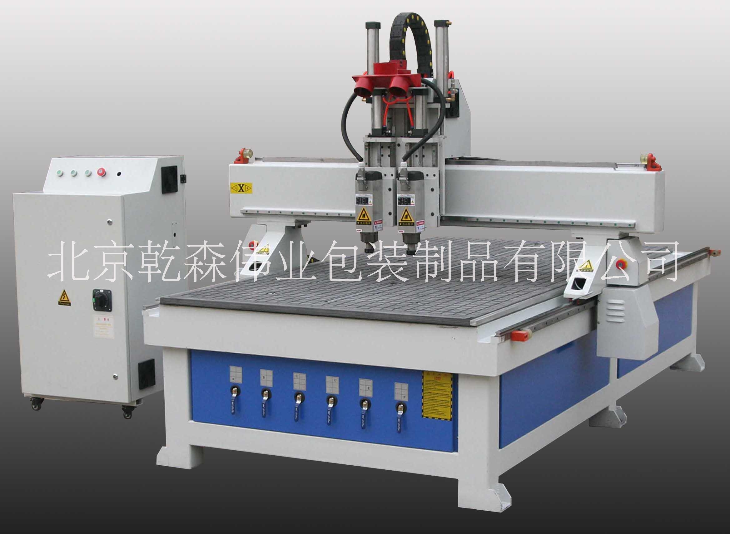 卡扣箱設備廠家  卡扣包裝箱生產設備廠家 13651386528 卡扣包裝箱生產線