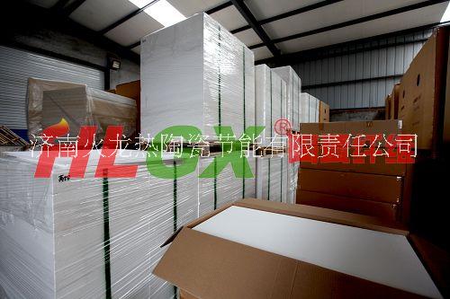 廠家直銷工業(yè)窯爐、高溫管道等用普通型 濟(jì)南火龍?zhí)沾衫w維板