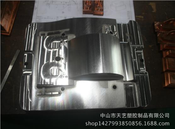 中山模具設(shè)廠家計(jì) 注塑模具工廠加工 注塑模具來樣定制加工 注塑模具價(jià)格