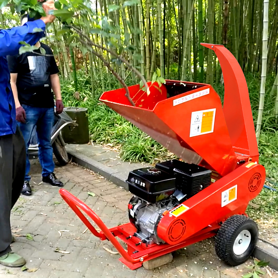 碎枝機(jī)廠家直銷 價(jià)格低 樹(shù)枝粉碎機(jī)廠家直銷批發(fā)價(jià)碎枝機(jī)多少錢樹(shù)枝樹(shù)葉碎枝機(jī)