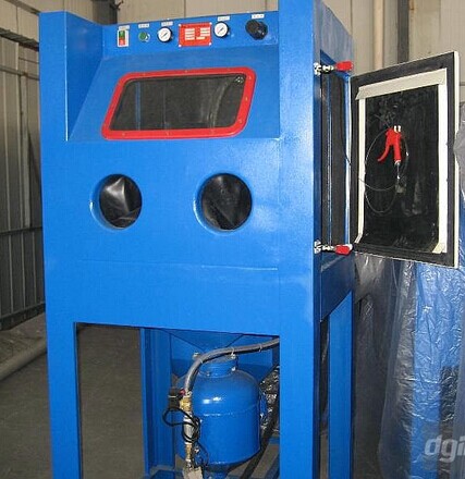 高壓箱式 箱體手動加壓式噴砂機 9070型