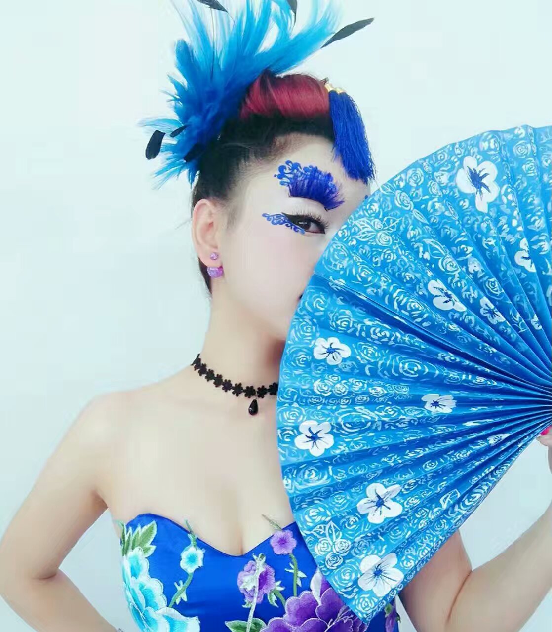 男生能化妝嗎？男生化妝怎么樣 男生能學(xué)化妝嗎？男生化妝怎么樣