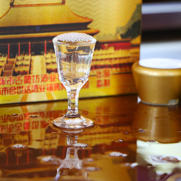 中華國(guó)醬酒（30）茅臺(tái)鎮(zhèn)醬香酒