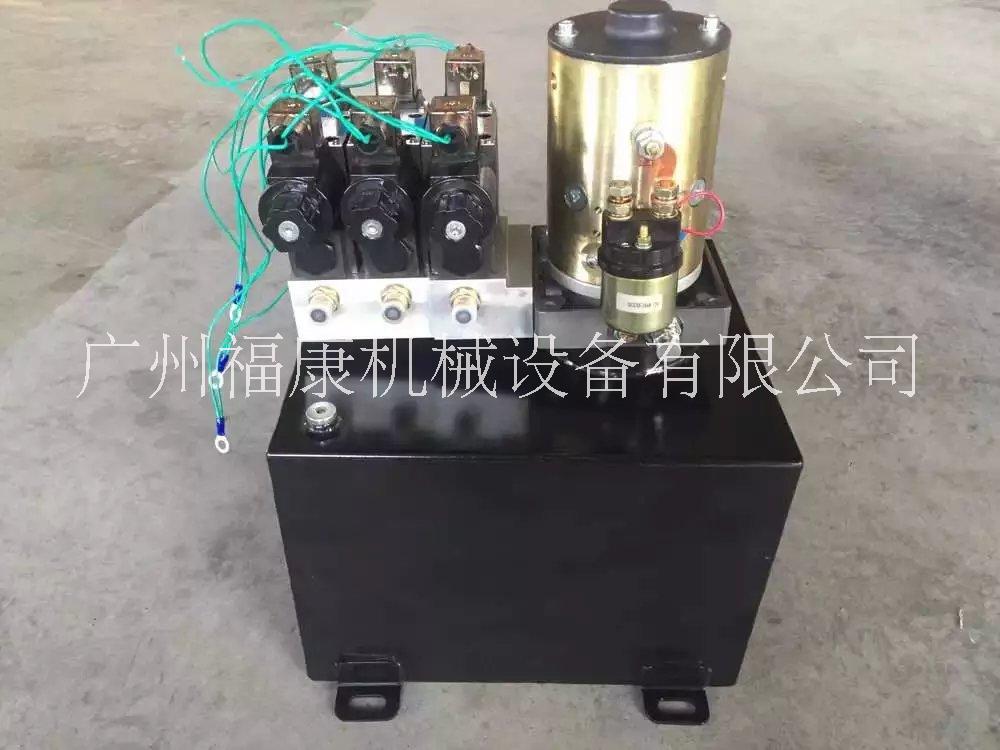 廣州液壓機(jī)械設(shè)備廠家@廣州飛翼車廂廠直銷 廣州液壓機(jī)械設(shè)備廠家直銷