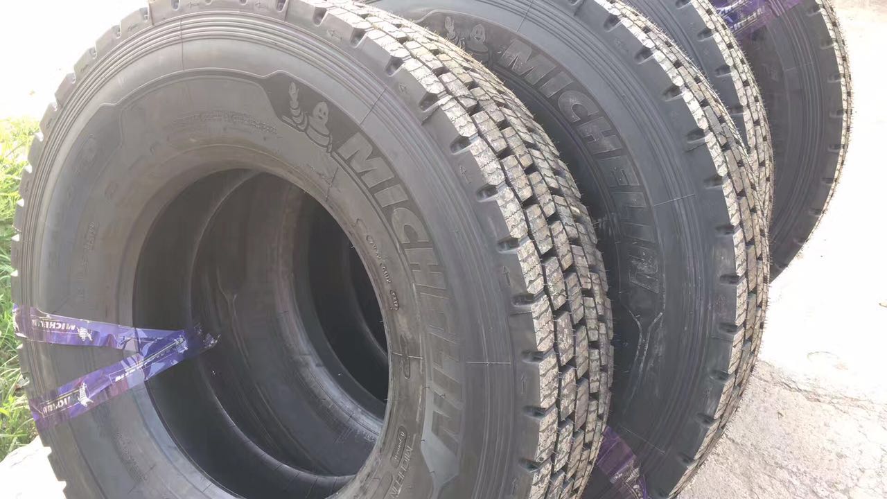 大車輪胎供應(yīng)  廠家直銷汽車輪胎