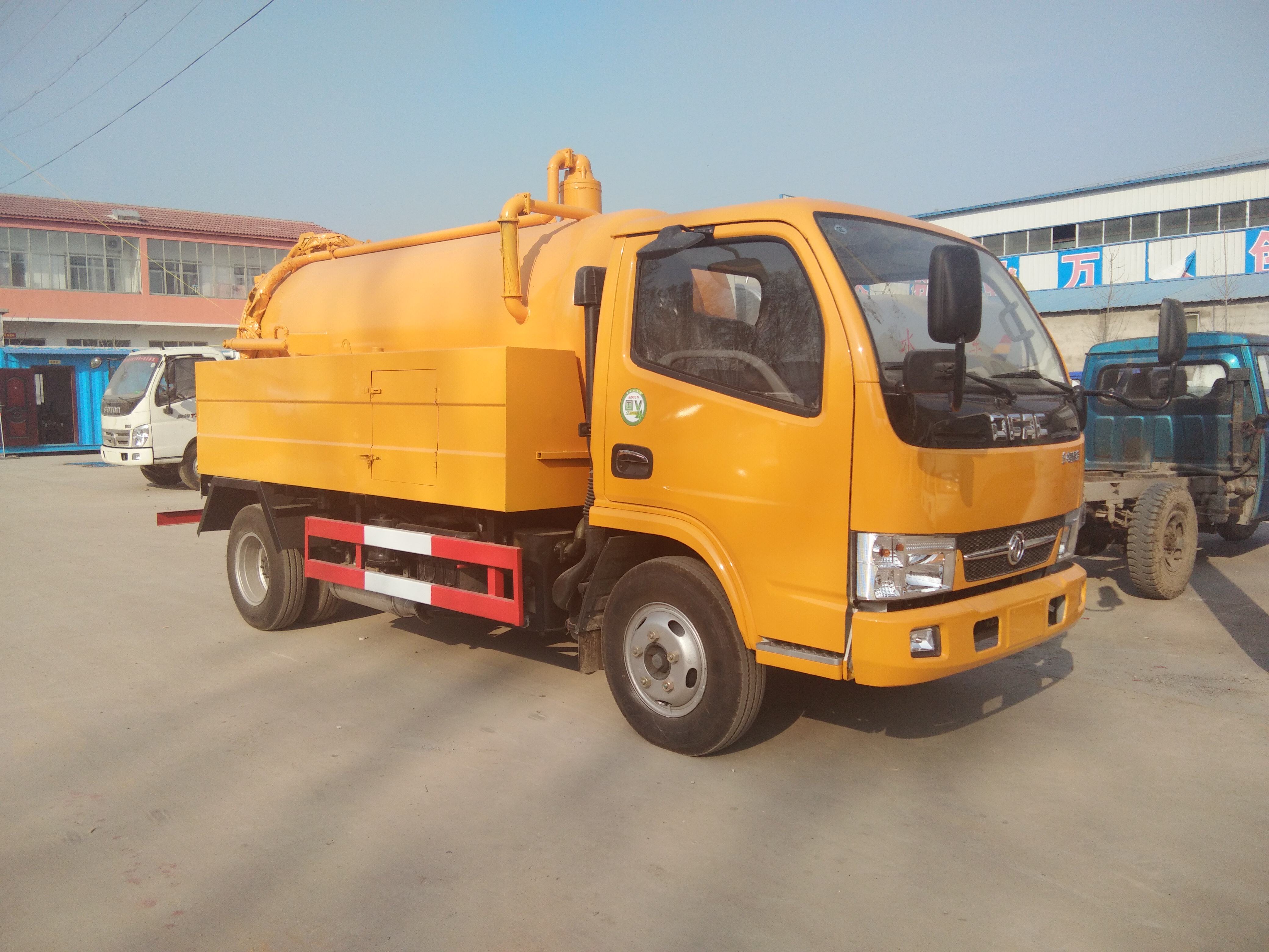 常年供應(yīng) 市政環(huán)衛(wèi)車吸污車吸污車價(jià)格與質(zhì)量
