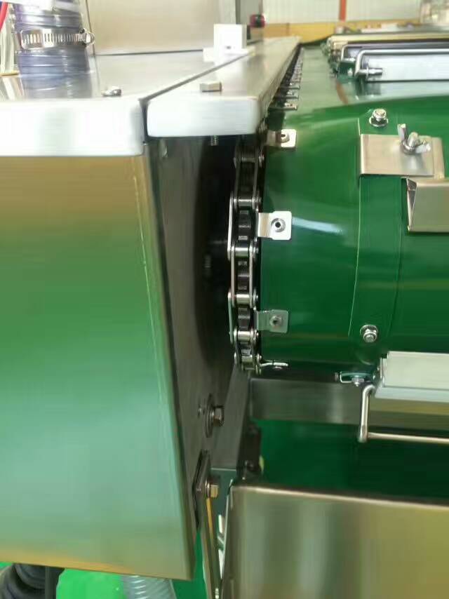 諸城廣元油炸食品連續(xù)拉伸式真空包