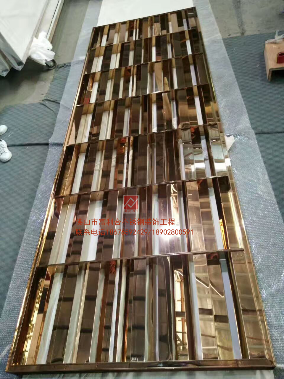 不銹鋼工藝屏風(fēng) 酒店玫瑰金花格 大堂不銹鋼屏風(fēng)定做