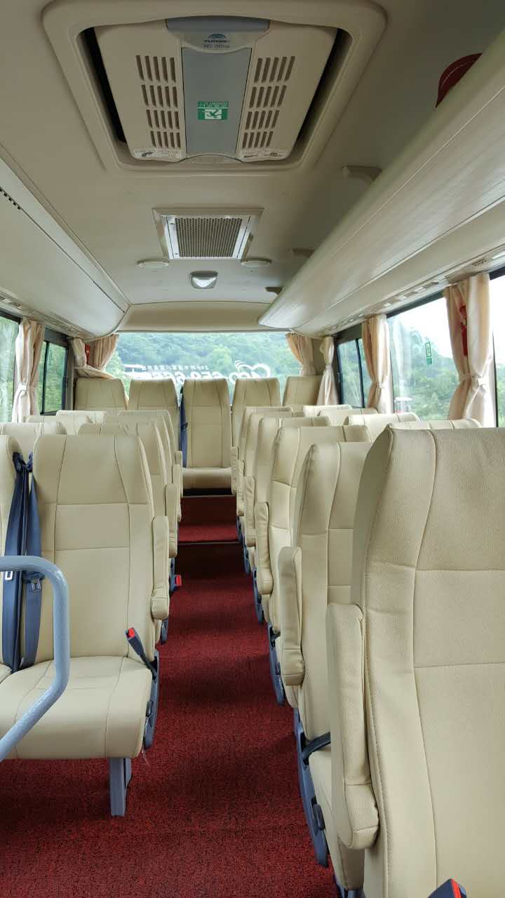 桂林商務(wù)包車 桂林旅游租車公司 桂林商務(wù)包車公司 桂林長短途包車 桂林商務(wù)包車電話 桂林長短途包車公司