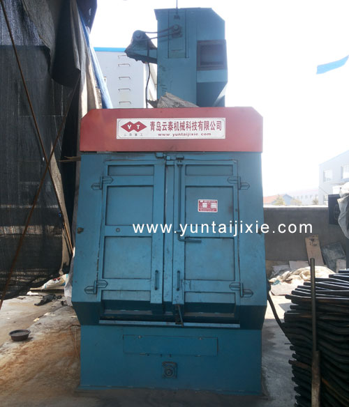 青島云泰現(xiàn)貨供應(yīng) 履帶式拋丸機(jī)，拋丸效率高，使用壽命長(zhǎng)