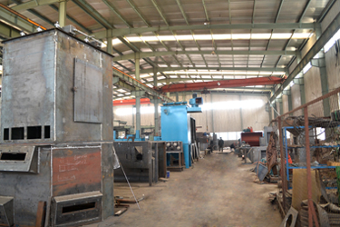 青島云泰現(xiàn)貨供應(yīng) 履帶式拋丸機(jī)，拋丸效率高，使用壽命長(zhǎng)