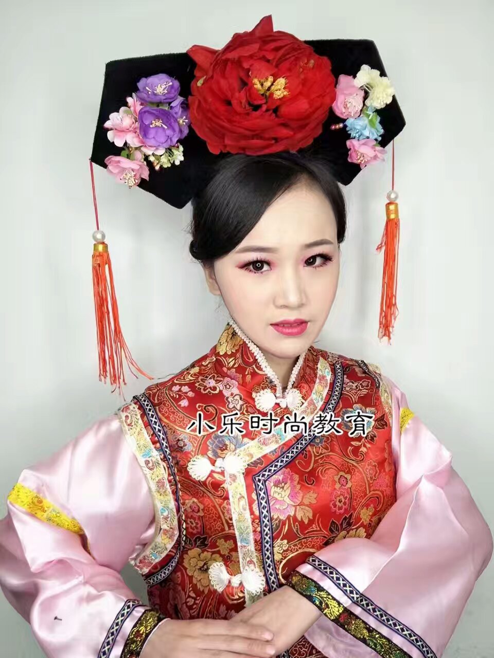 男生能化妝嗎？男生化妝怎么樣 男生能學(xué)化妝嗎？男生化妝怎么樣