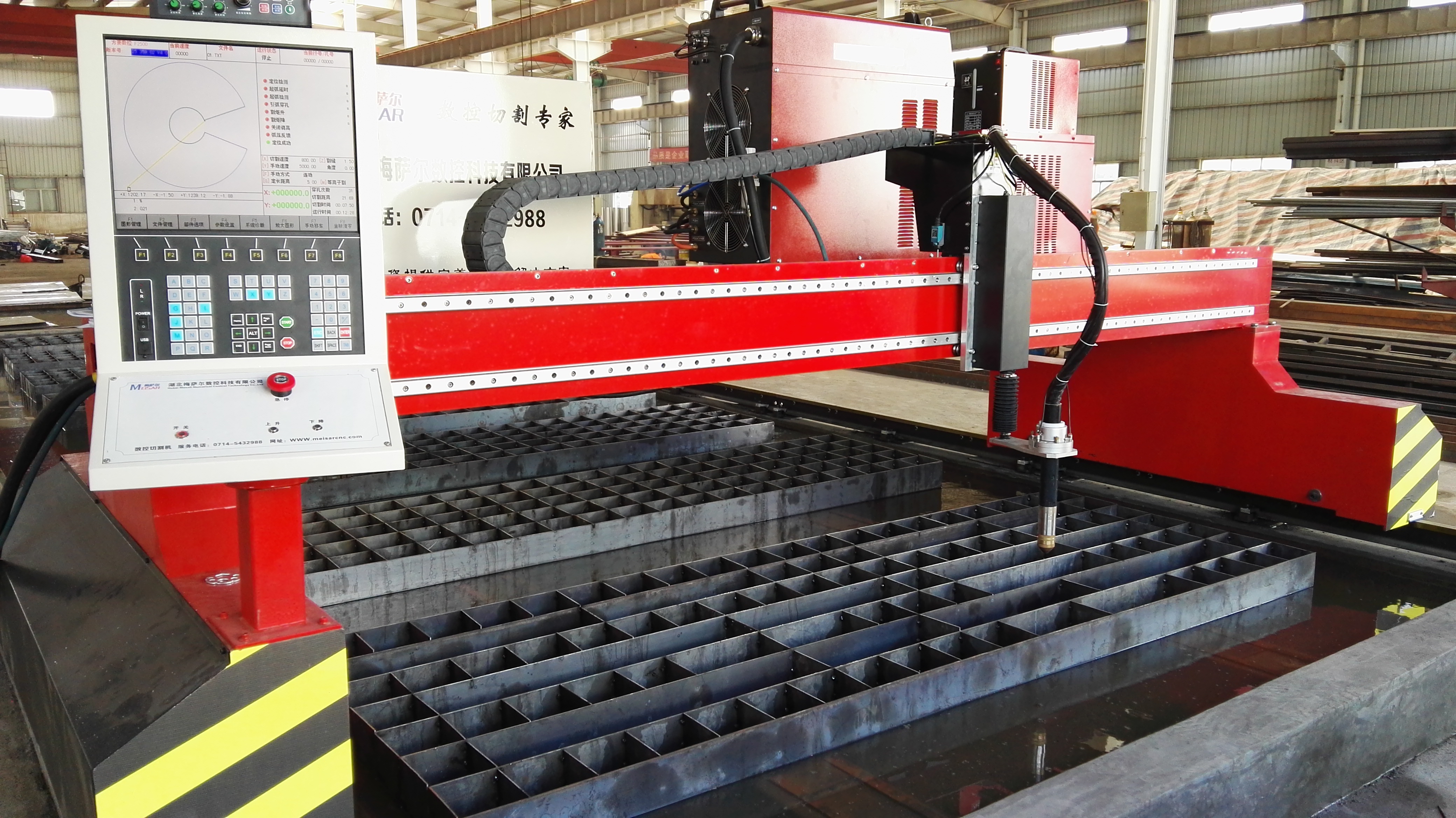 四川成都火焰等離子數(shù)控切割機(jī)，成都數(shù)控切割機(jī)品種沒(méi)有中間商賺差價(jià)