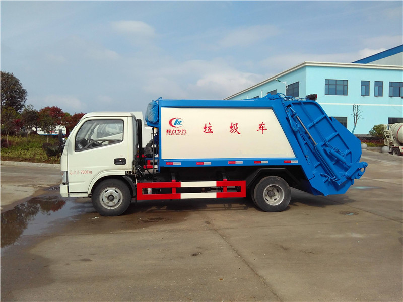 鞍山壓縮式垃圾車(chē)多少錢(qián)_程力壓縮式垃圾車(chē)的價(jià)格_垃圾車(chē)廠家直銷(xiāo)