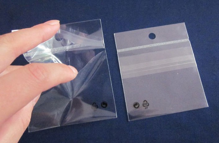 RQLB塑料熱切邊封制袋機