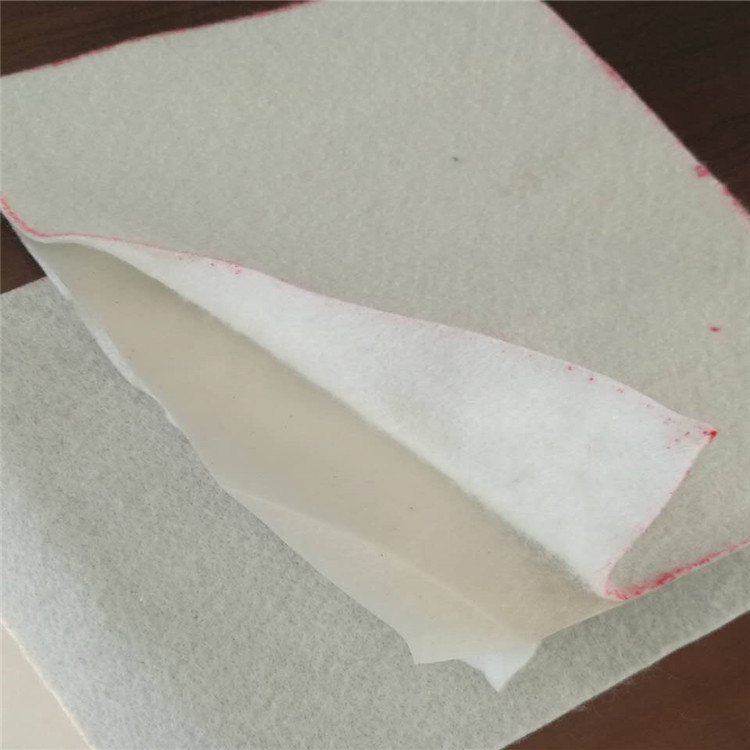 鑫沃復(fù)合土工膜廠家  聚乙烯土工膜  環(huán)保水產(chǎn)養(yǎng)防滲膜