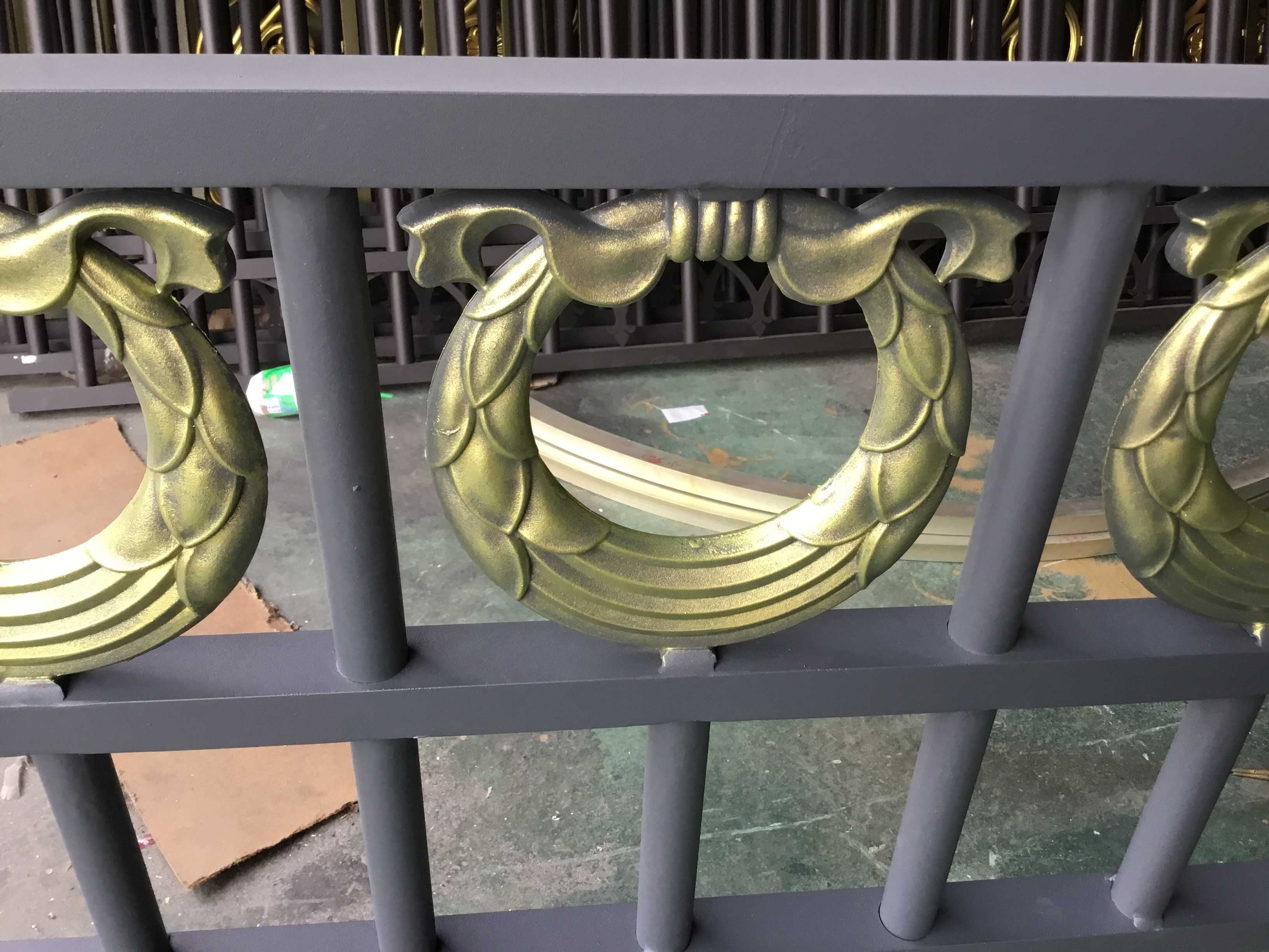 鋁合金陽臺欄桿廠家直銷@佛山別墅欄桿工廠定制價格@佛山陽臺欄桿廠