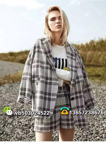 愛無季名品特惠店. 品牌庫存女裝分份批發(fā)貨源 廠家直銷批發(fā)走份 愛無季名品特惠店.