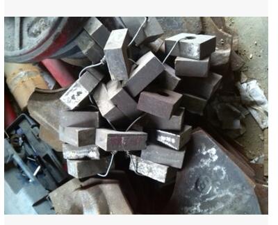 振信廠家批發(fā)黎明重工1140沖擊塊 制砂機(jī)配件拋料頭 耐磨件價格