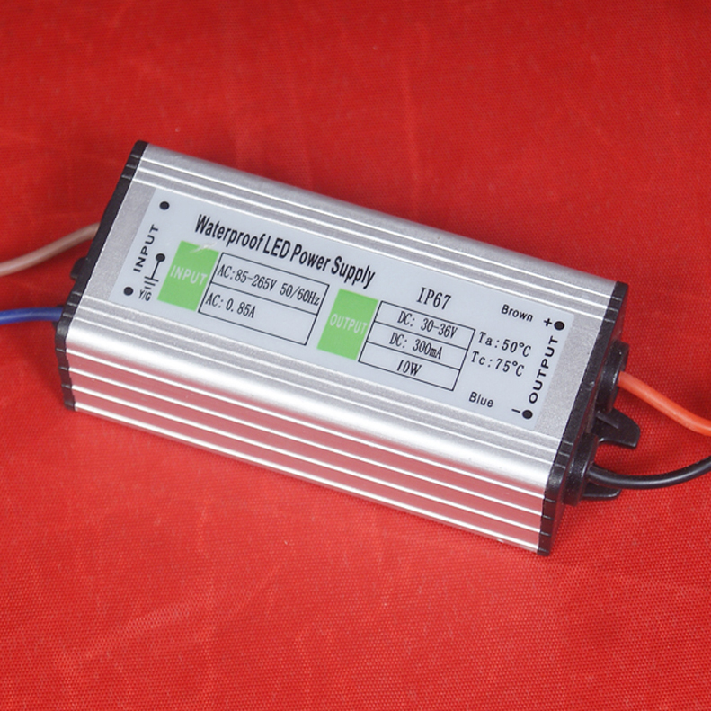 8-12W防水電源
