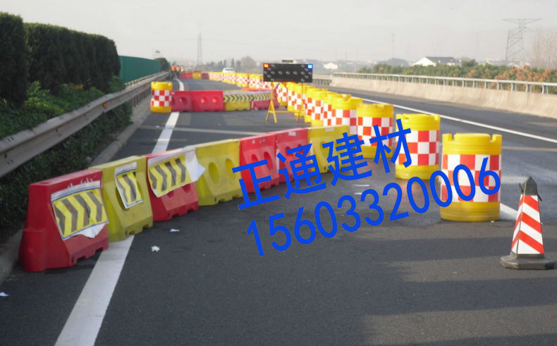 承德葫蘆島秦皇島路錐水馬防撞桶道路施工警示牌大全