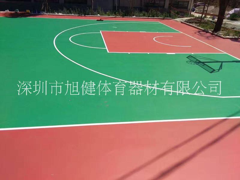 深圳籃球場地 籃球場鋪設(shè)材料哪里便宜 運動場丙烯酸地坪漆