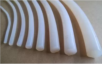 耐高溫硅膠條彩色硅膠密封條硅橡膠條 廠家*