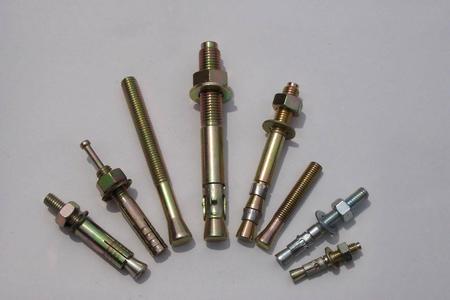 車修膨脹螺栓_河北隆豪
