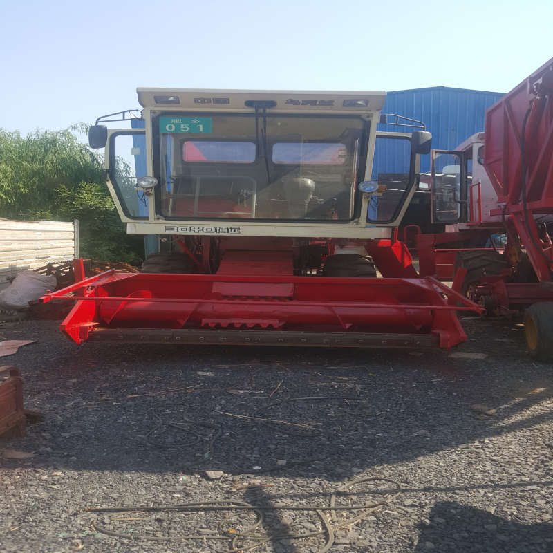 專業(yè)改裝大型玉米秸稈青儲機(jī)全自動