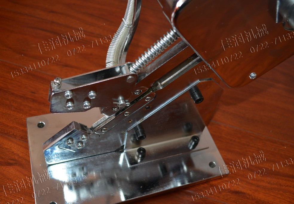 食用菌臥式香菇扎口機(jī) U型卡扣 菌袋扎口機(jī) 平菇扎口機(jī)