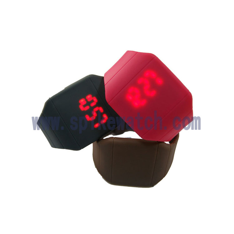 優(yōu)質(zhì)新款圓形時(shí)尚超薄滑屏LED手表 OEM定制  LED電子手表