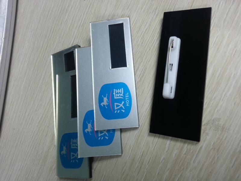 廣州亞克力異形開槽胸牌定做/胸牌卡制作/員工胸牌制作