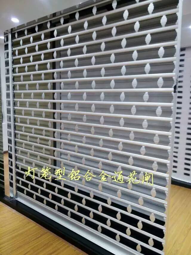 卷簾門 江西卷簾門廠家 商鋪卷簾門 采光水晶門 明和門控