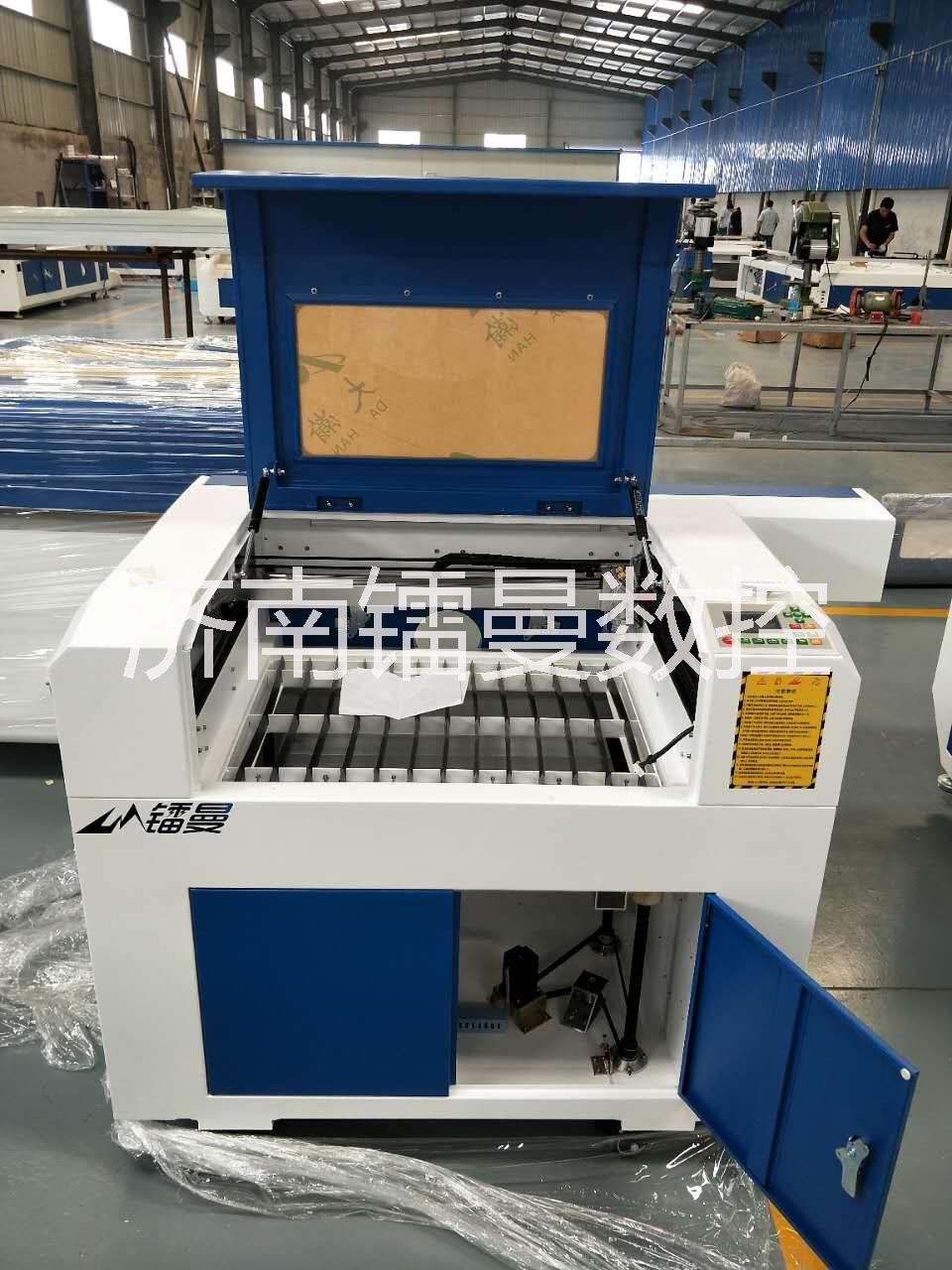 激光雕刻機木刻畫激光雕刻機工藝禮品激光雕刻