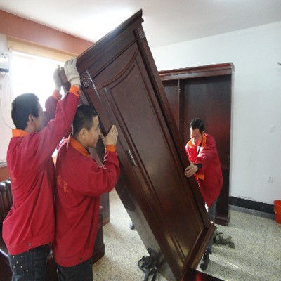 汕頭搬家公司，大型搬家，小型搬家，搬運工團隊，搬家車，服務