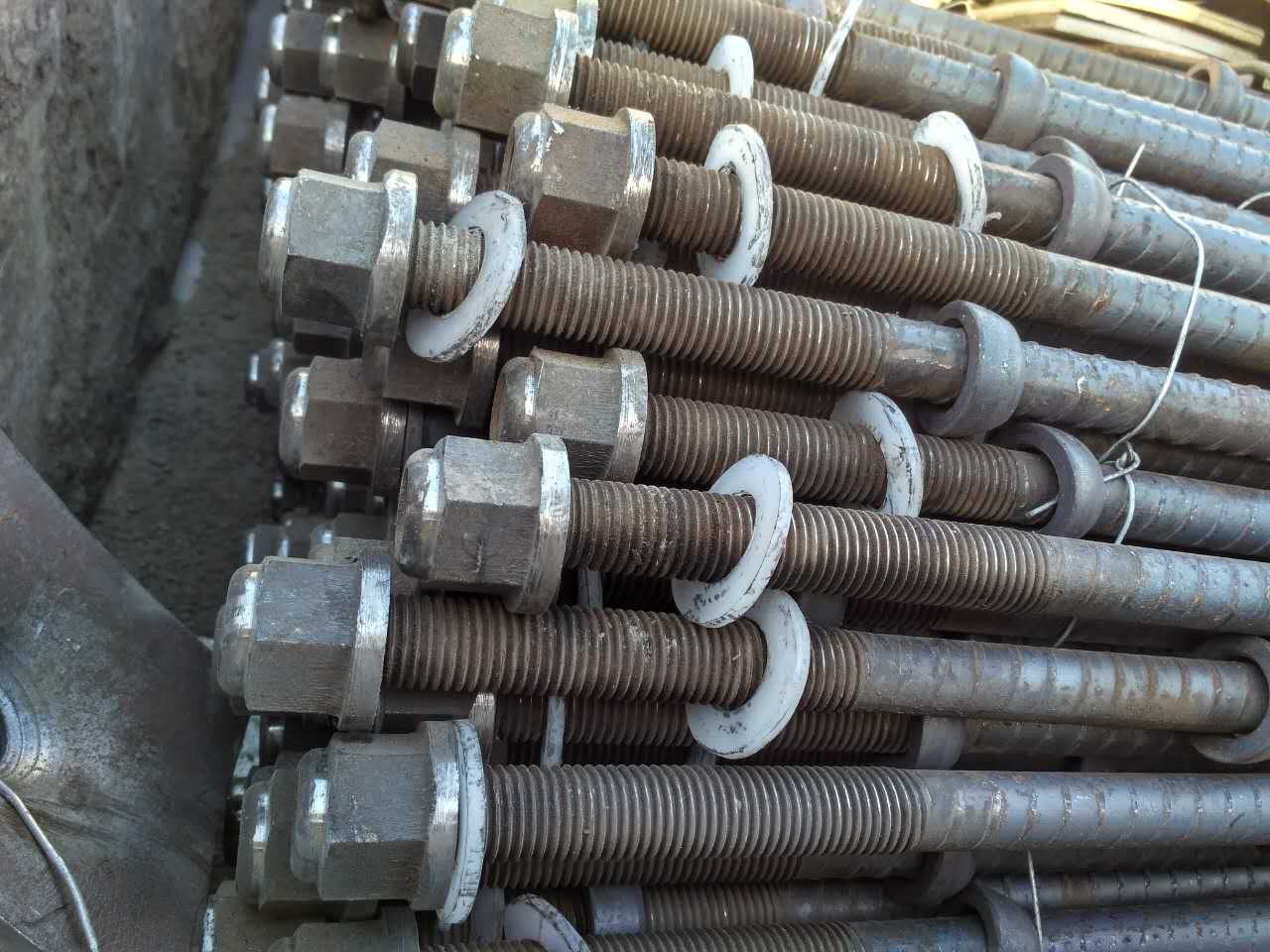 錨桿廠家 自進(jìn)式錨桿直銷(xiāo)  自進(jìn)