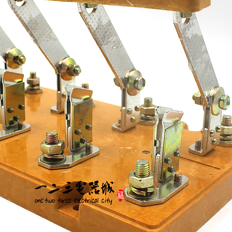 刀閘隔離開關(guān)高壓隔離開關(guān)