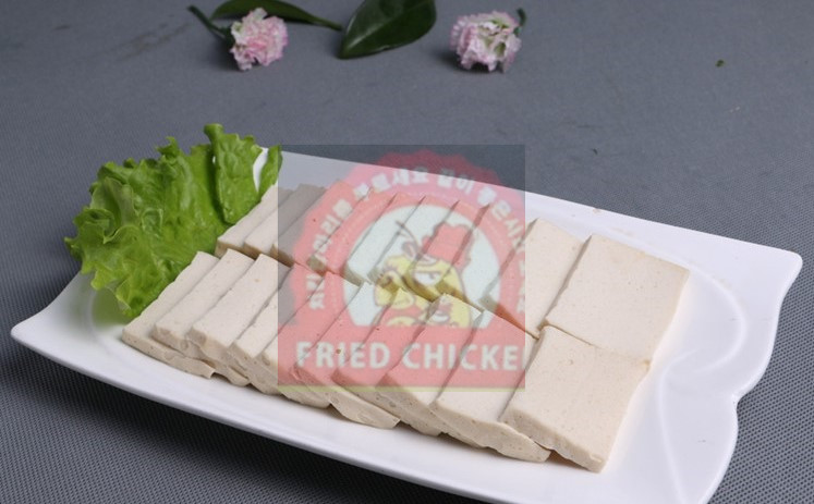 花枝丸年余千頁豆腐甜不辣墨魚丸油炸休閑小吃批發(fā)