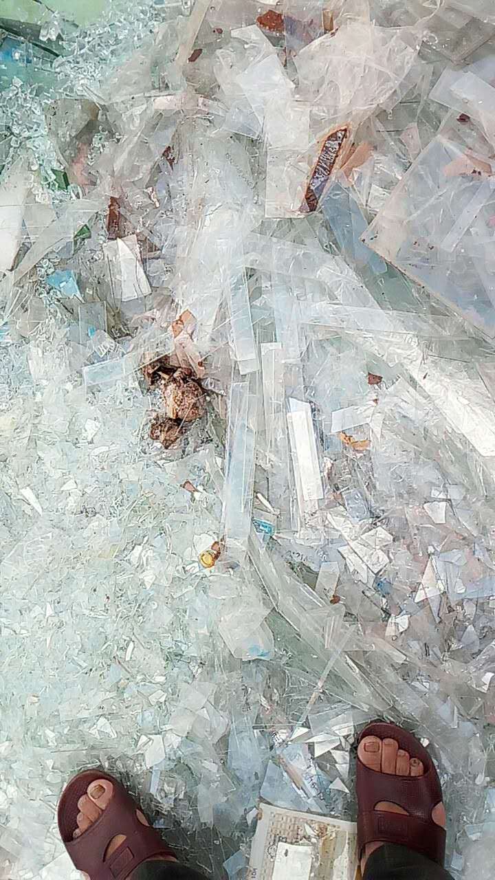 深圳*大量回收玻璃電話 羅湖區(qū)回收碎玻璃廠家 深圳專業(yè)收購各種碎玻璃
