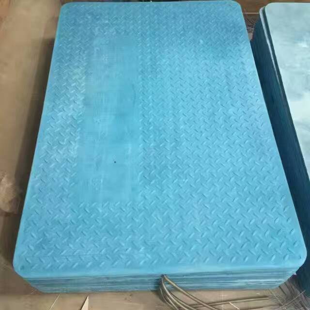 仔豬電熱板 養(yǎng)殖場(chǎng)電熱板  復(fù)合材料加熱板