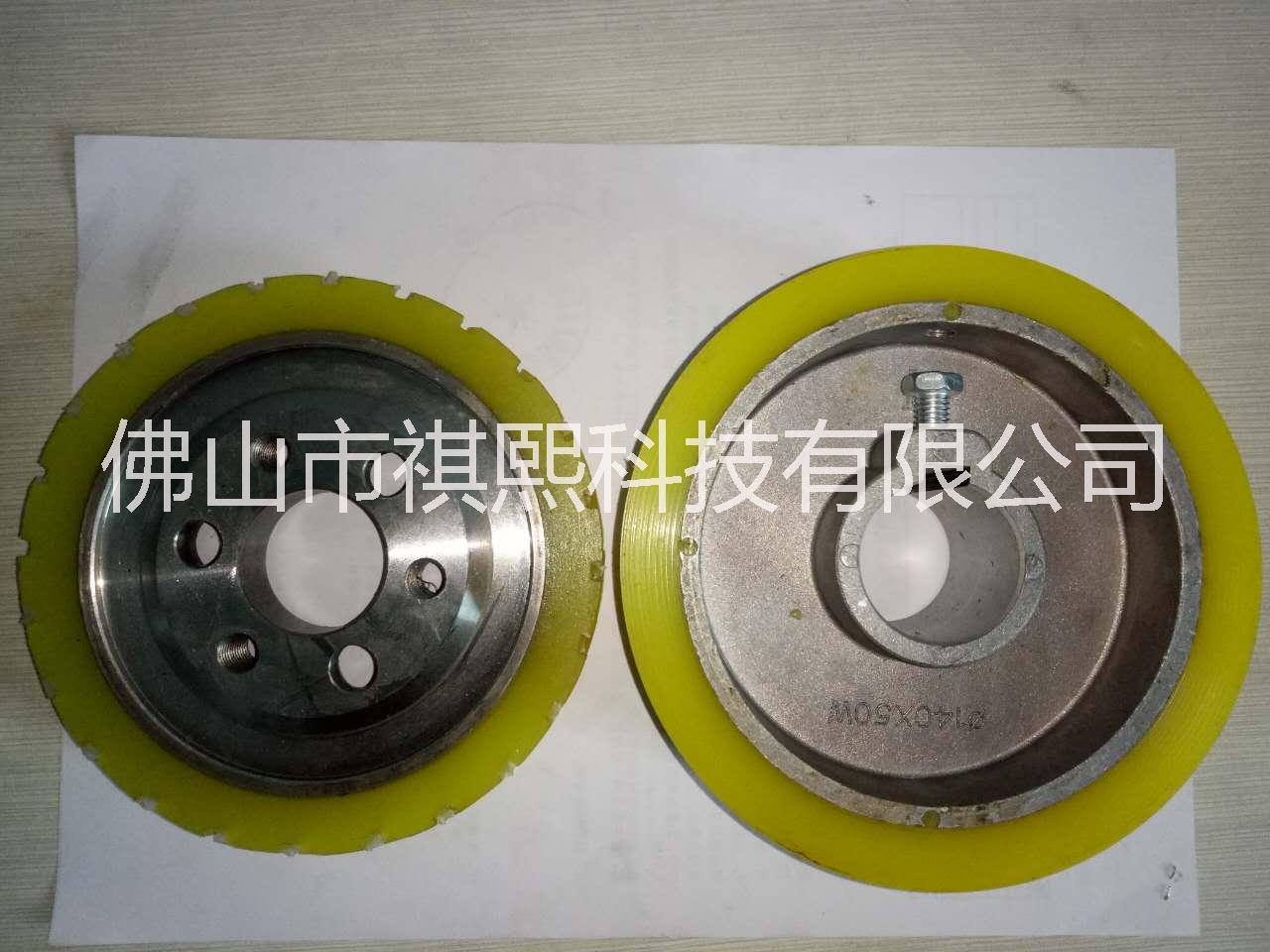 佛山廠家包覆機木線機木工機械設(shè)備配件聚氨酯橡膠PU硅橡膠定做膠輥膠輪 木工機械膠輥膠輪