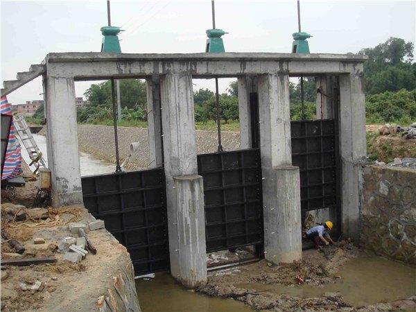 閘門啟閉機(jī)液壓壩