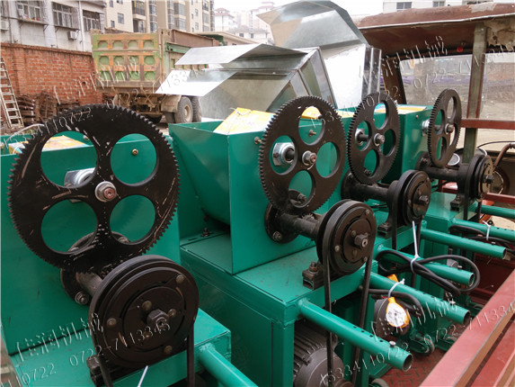 香菇裝袋機價格 食用菌裝袋機廠家 平菇裝袋機 自動裝袋機