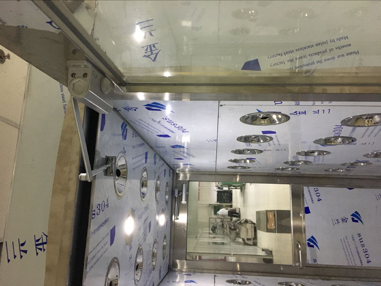 傳遞窗 不銹鋼傳遞窗 不銹鋼潔凈傳遞窗 風(fēng)淋室傳遞窗 鋼板傳遞窗 嵌入式傳遞窗 平門傳遞窗 普通傳遞窗