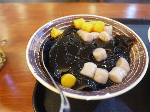 重慶奶茶培訓(xùn)1對(duì)1教學(xué)、珍珠奶茶實(shí)體店培訓(xùn) 奶茶技術(shù)培訓(xùn) 重慶奶茶技術(shù)培訓(xùn)