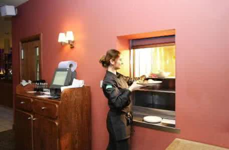 傳菜機廠家佰旺升降機械