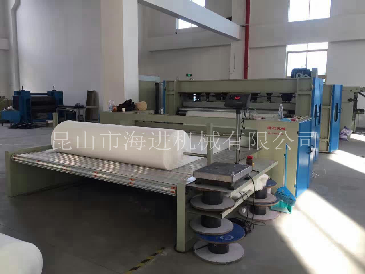 無紡設(shè)備，被褥生產(chǎn)線，噴膠棉生產(chǎn)線，被褥制造機(jī)械