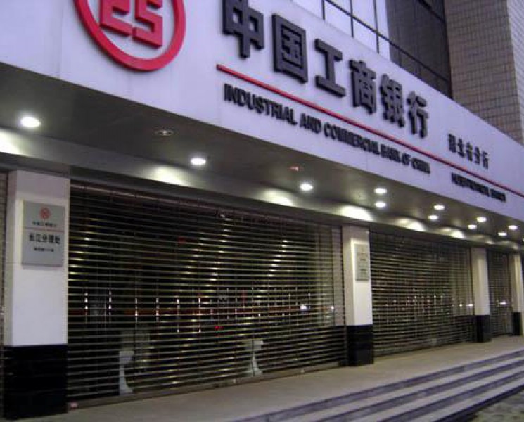 深圳電通花卷閘門廠家 深圳電通花卷閘門批發(fā) 深圳電通花卷閘門直銷 電動不銹鋼通花卷閘門