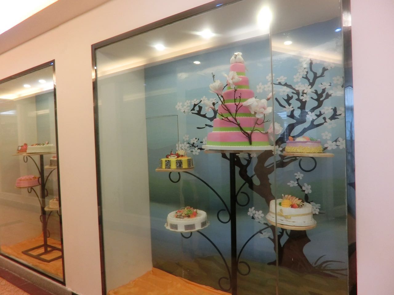 廣東烘焙加盟店*品牌，華林品華居用心經(jīng)營品牌