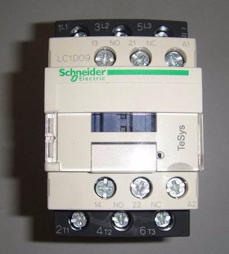 schneider/施耐德 LC1-D09M7C 交流接觸器 大量現(xiàn)貨供應(yīng)。 施耐德 交流接觸器